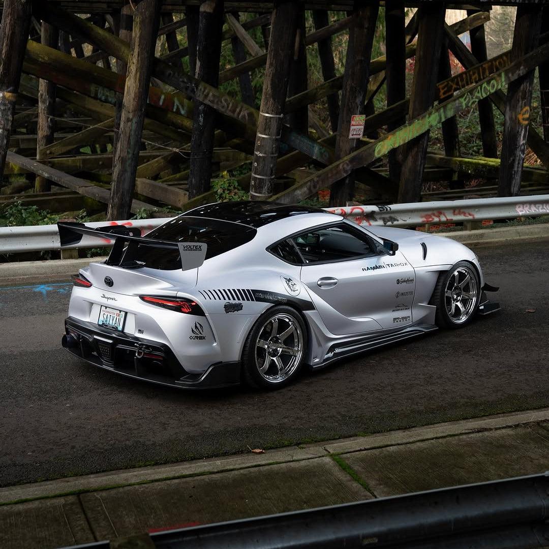 FS2002 - Frozen Satin Liquid Silver