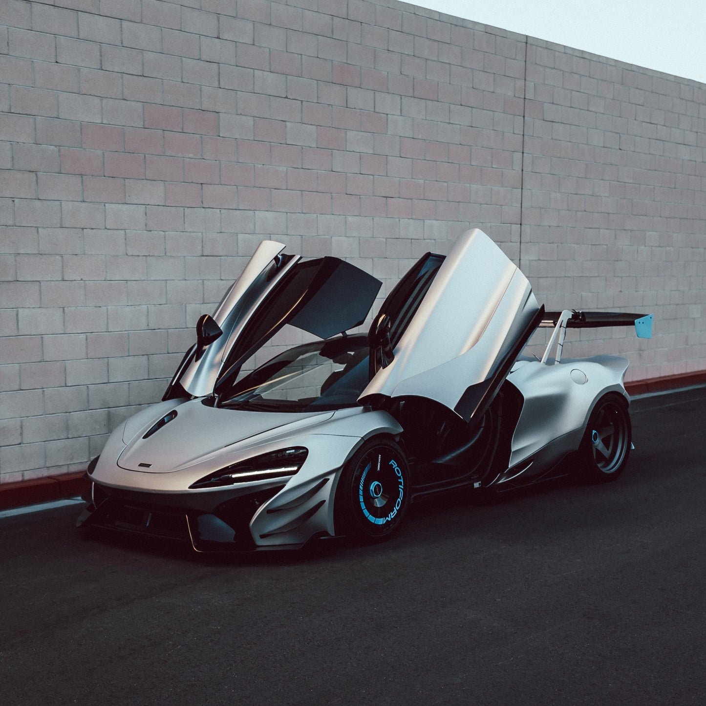 DPPF803 - Satin Silver Aluminum - Inozetek USA