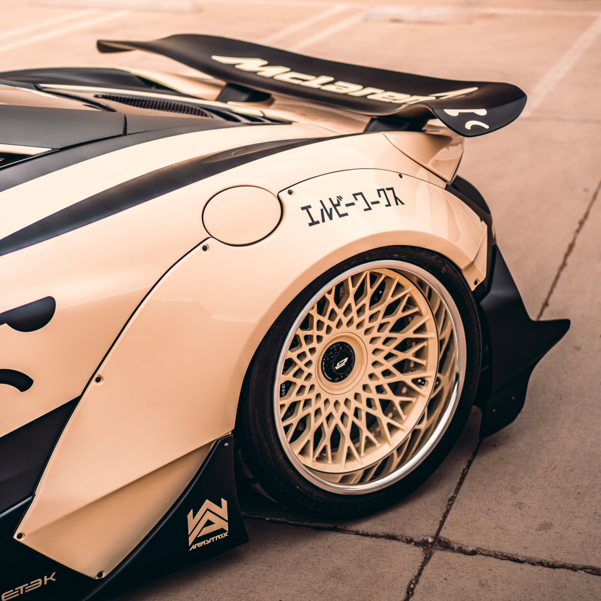 TBC101 - The Boring White - Inozetek USA