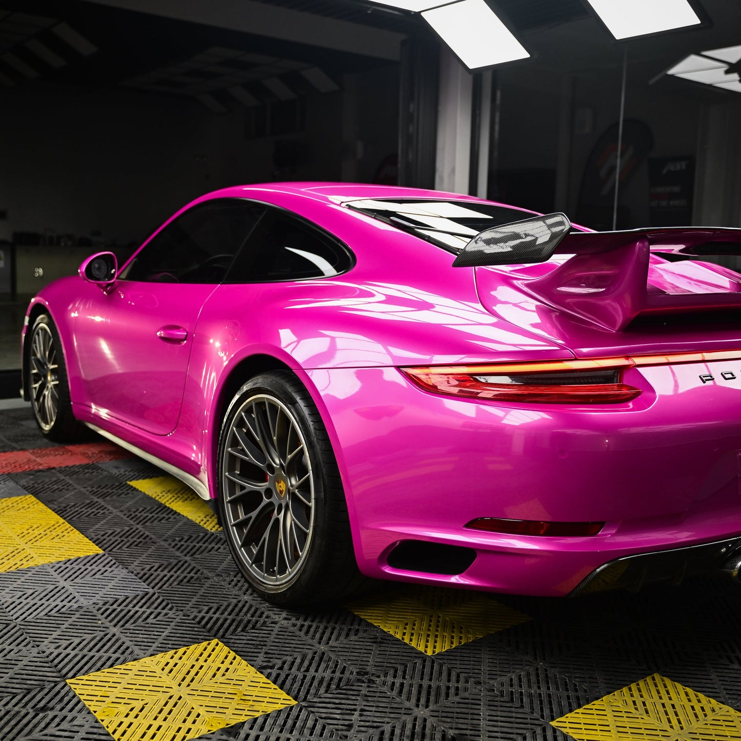 MSG2907 - Metallic Beauberry - Inozetek USA