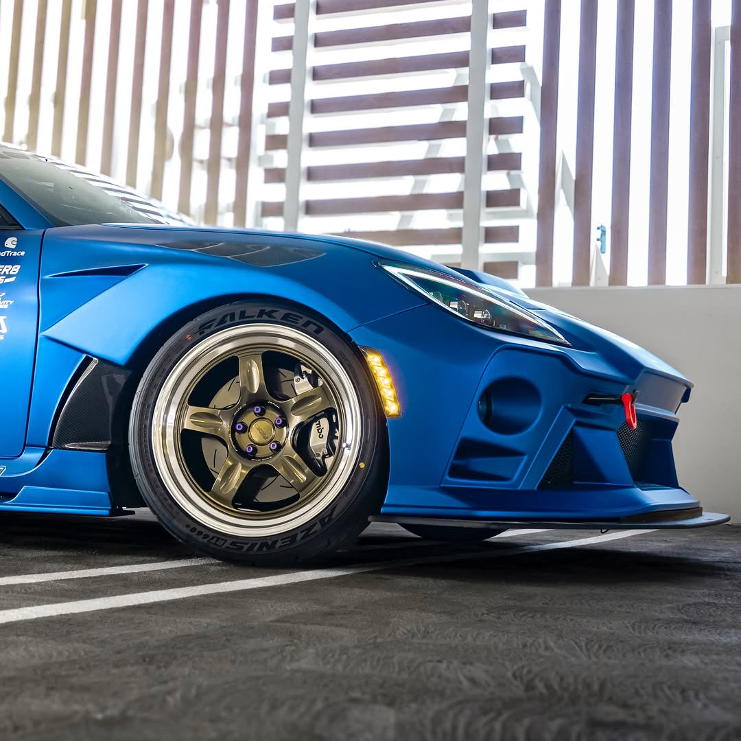 DPPF814 - Satin Liquid Metallic Azure Blue [DRY APPLY]