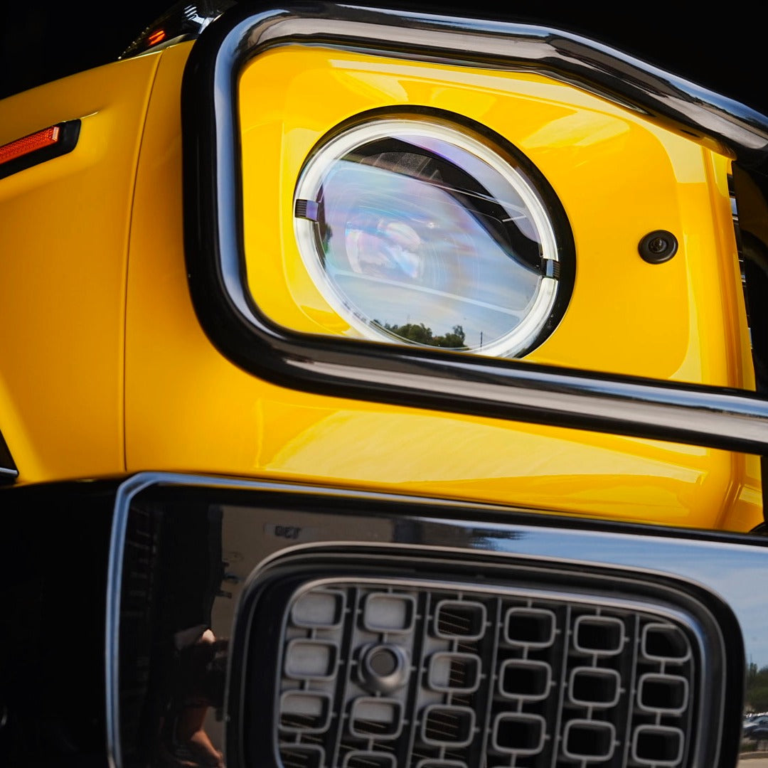 DPPF921 - Gloss Sunflower Yellow [WET APPLY]
